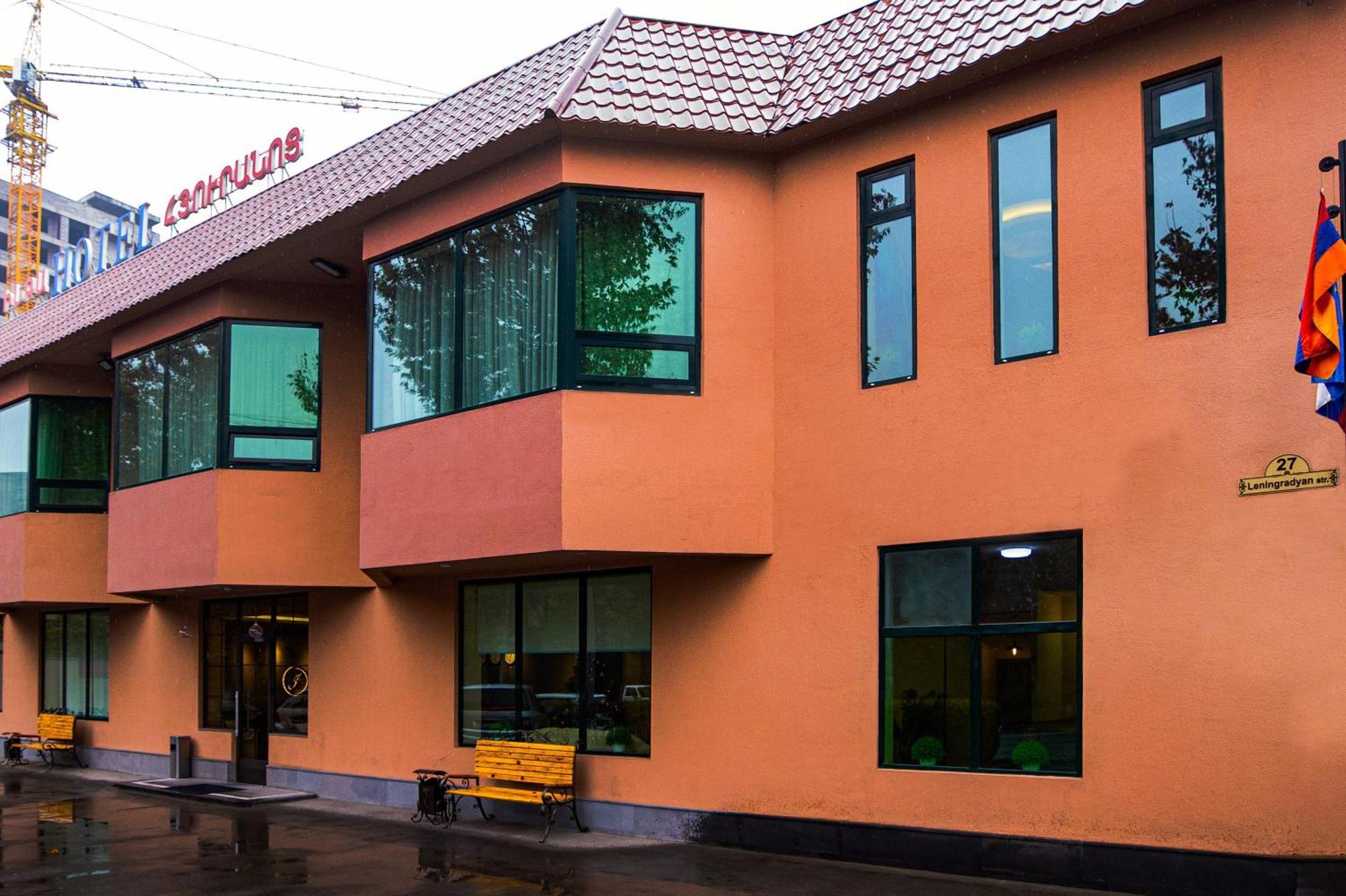 Inga Hotel Erevan Exterior foto